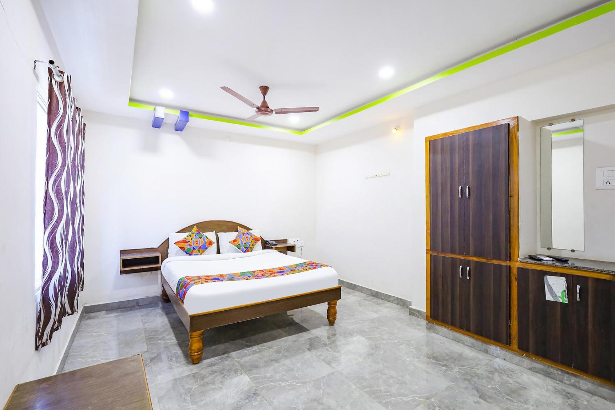 Hotel Capital O Lakshmi Residency à Tirupati Extérieur photo