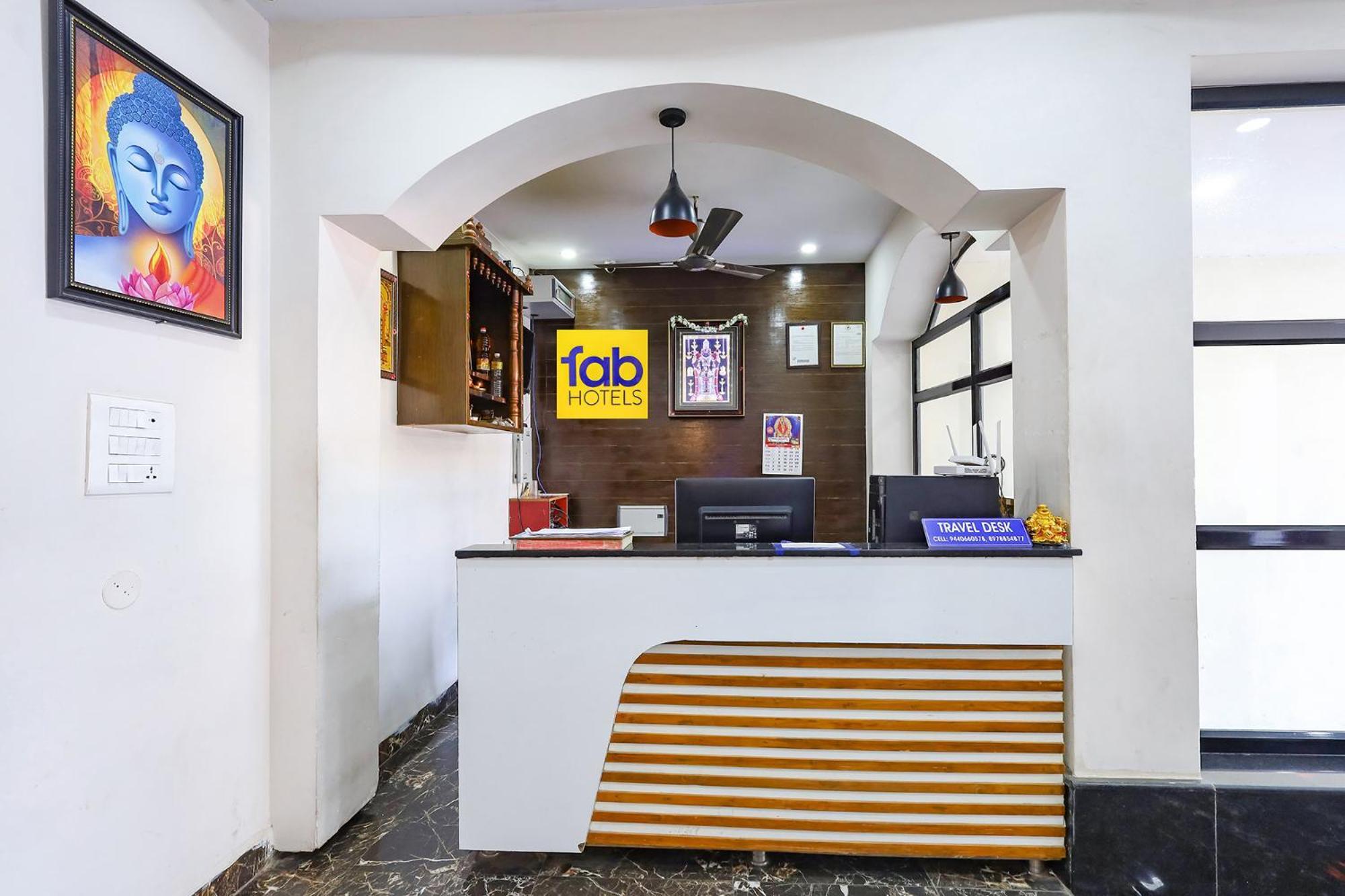 Hotel Capital O Lakshmi Residency à Tirupati Extérieur photo