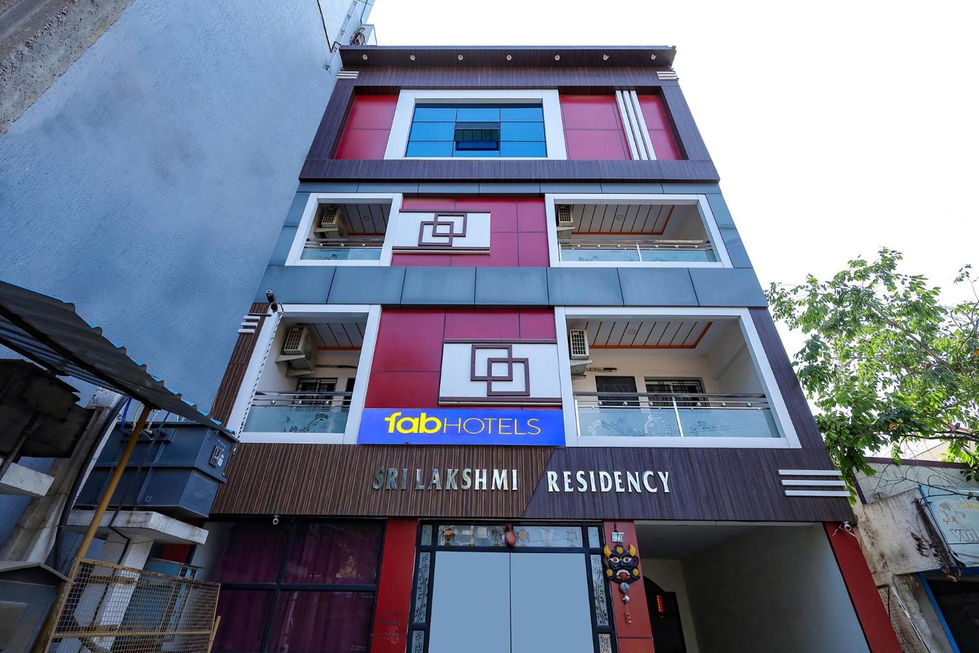 Hotel Capital O Lakshmi Residency à Tirupati Extérieur photo