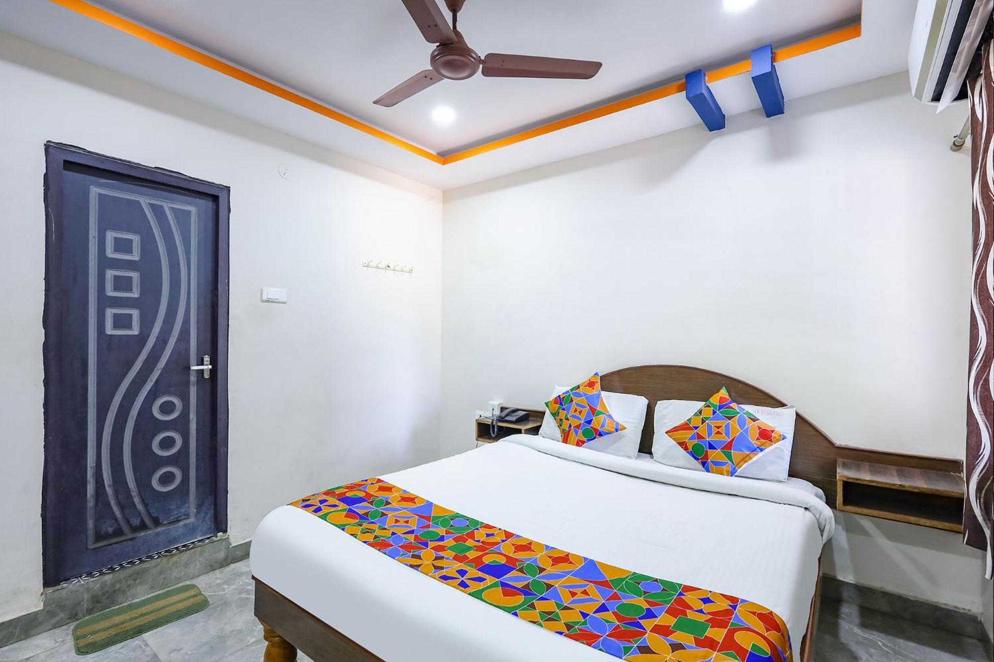Hotel Capital O Lakshmi Residency à Tirupati Extérieur photo