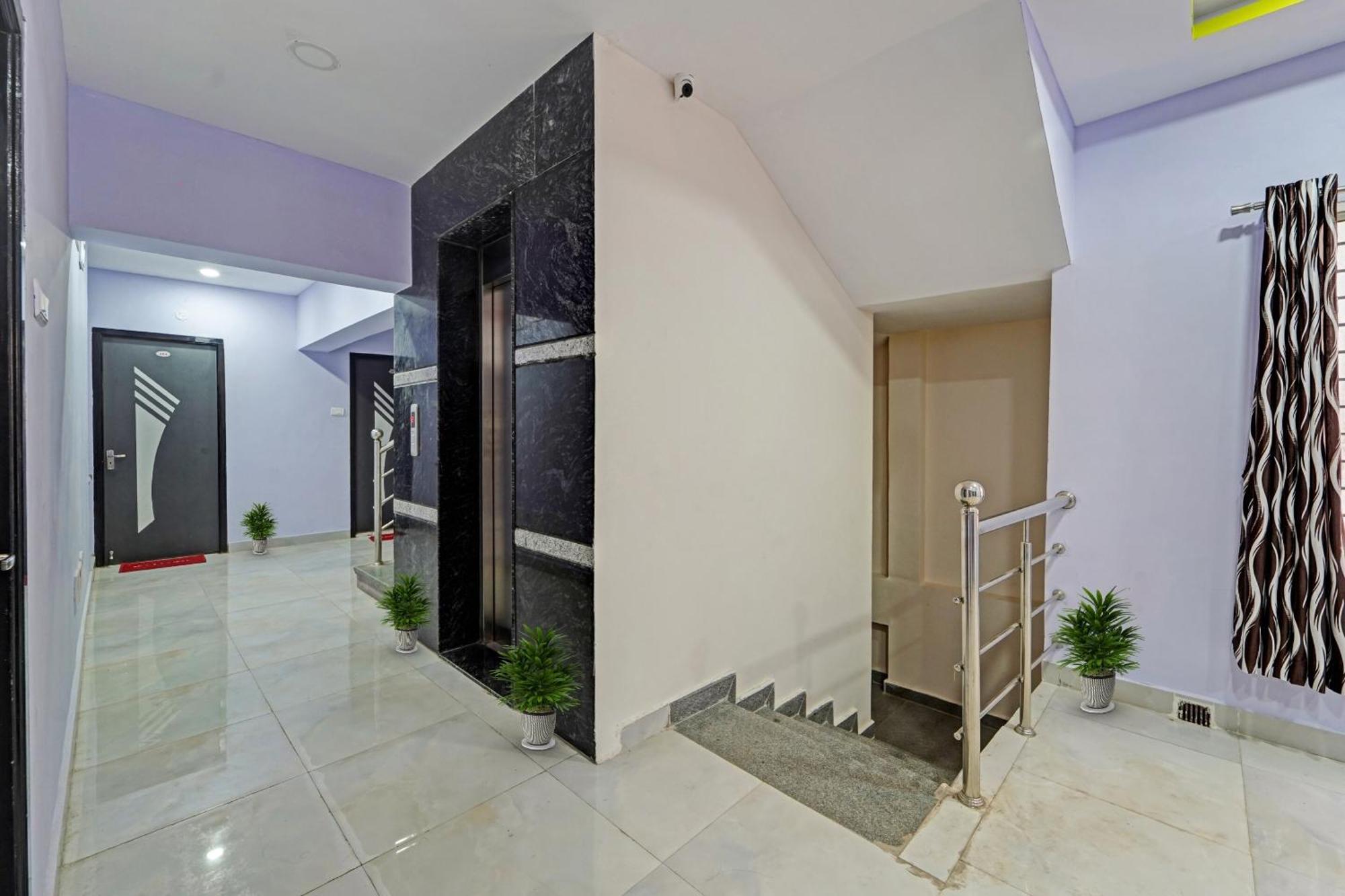 Hotel Capital O Lakshmi Residency à Tirupati Extérieur photo